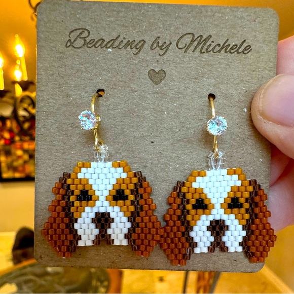 Hand crafted brick stitch cocker spaniel face earrings with decorative ear wire - Picture 6 of 7